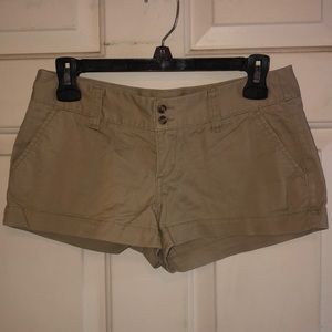 Mossimo khaki shorts size 3